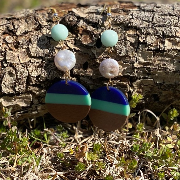 earrings - Picture 1 of 2